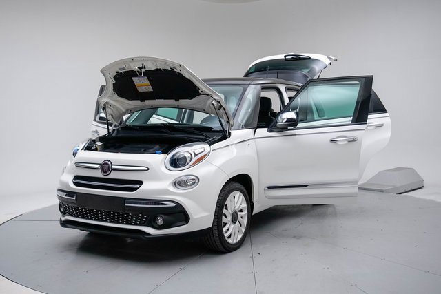 Used 2020 FIAT 500L Lounge image 17