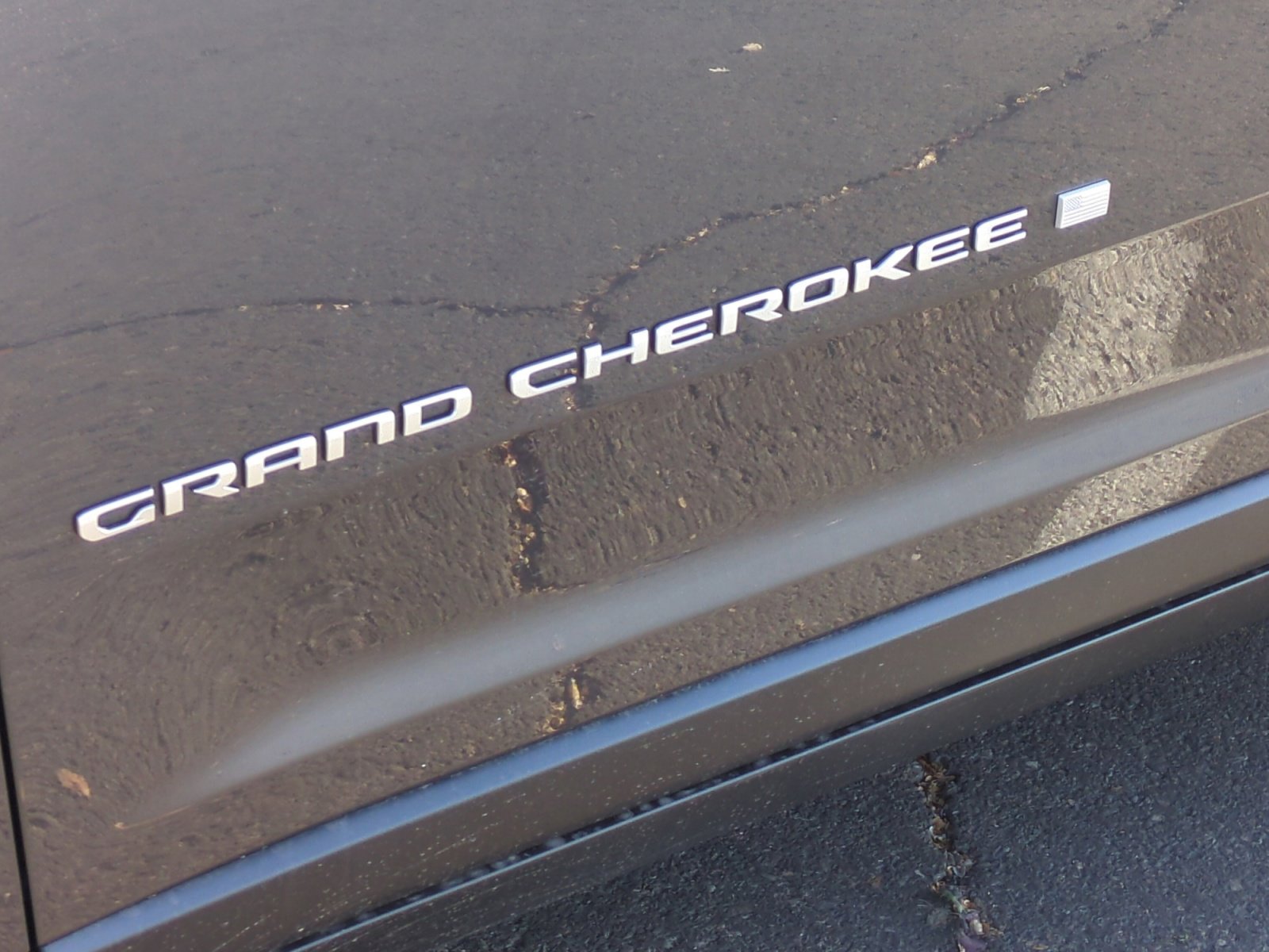 New 2025 Jeep Grand Cherokee Laredo image 24