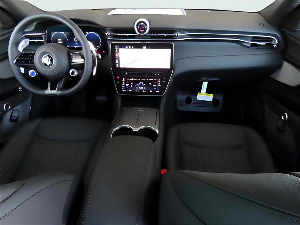 New 2024 Maserati Grecale GT image 21