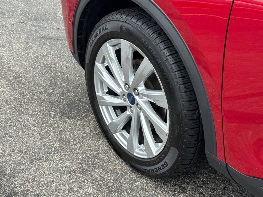 Certified 2021 Ford Escape Titanium w/ Titanium Elite Package image 16