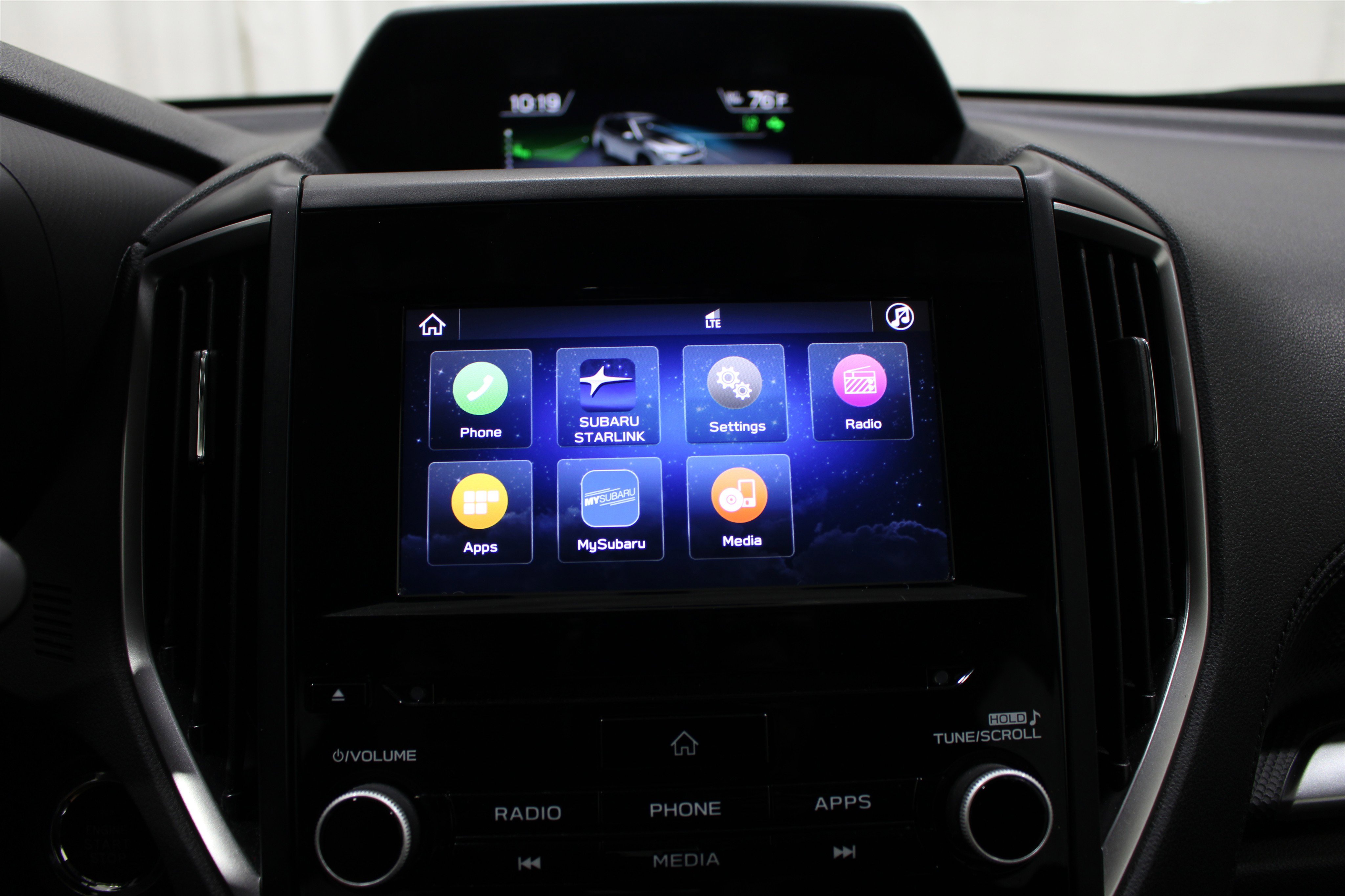Used 2022 Subaru Forester Premium AWD/4WD image 13