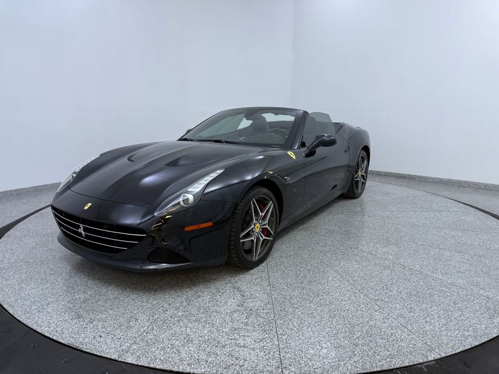Used 2017 Ferrari California T image 30