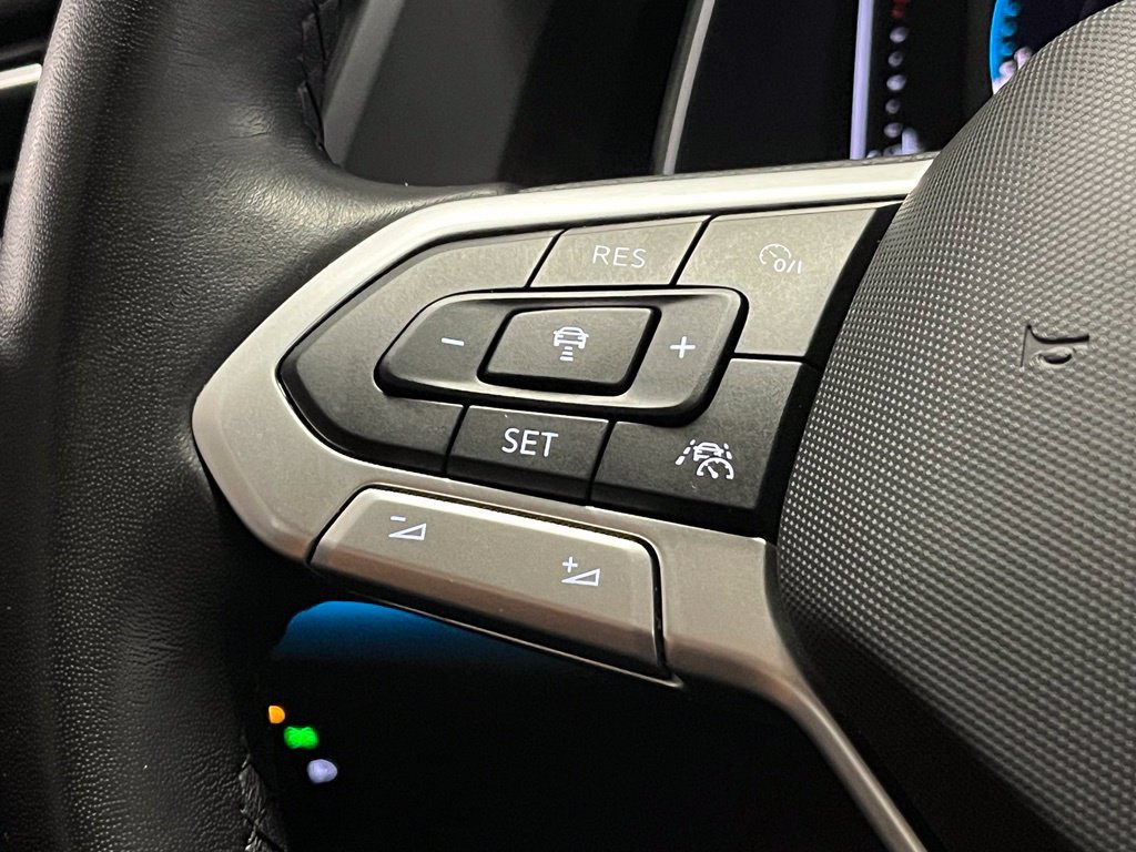 Used 2024 Volkswagen Jetta SEL FWD image 27