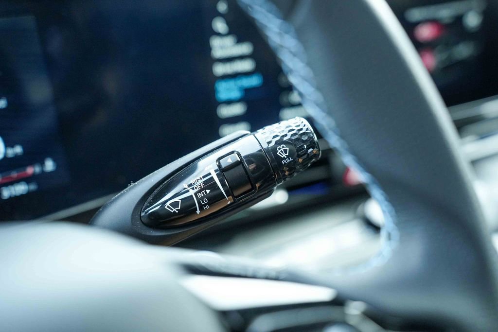 Used 2025 Hyundai Elantra N image 37