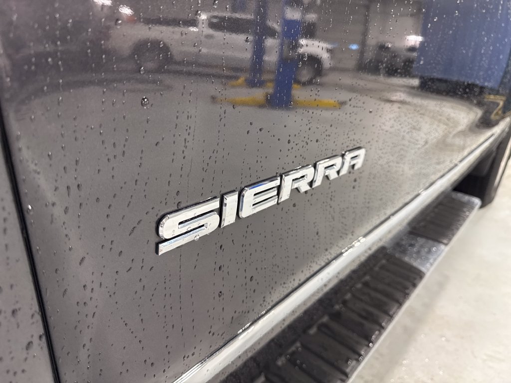 Used 2015 GMC Sierra 1500 SLT w/ SLT Preferred Package AWD/4WD image 53
