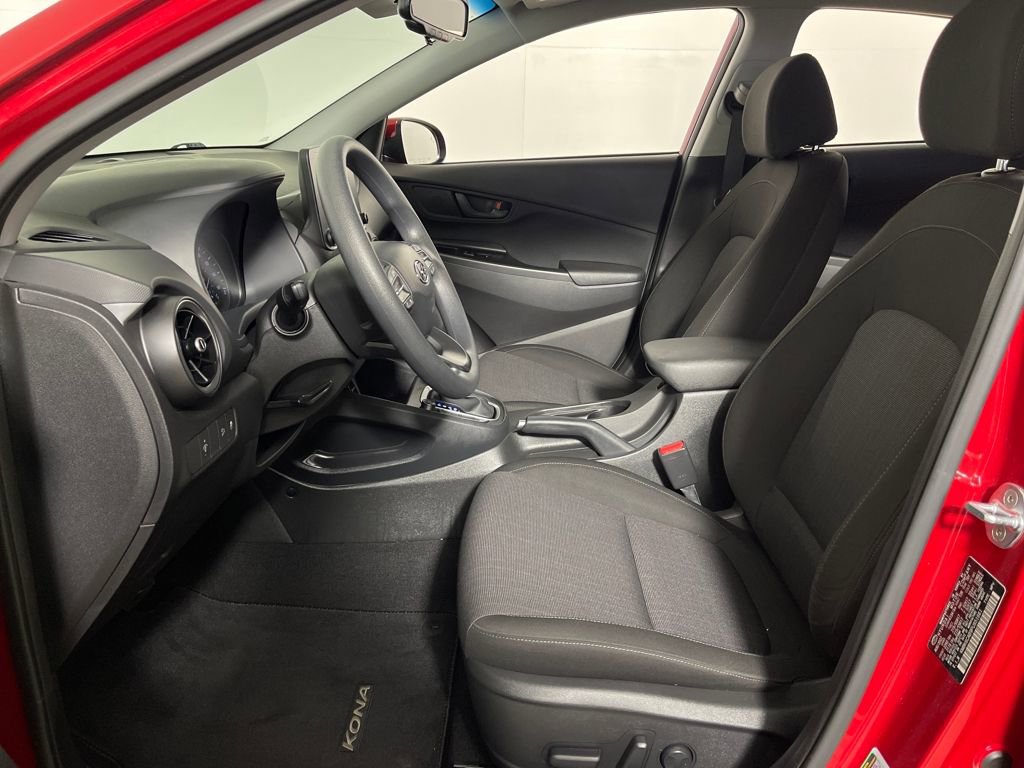 Used 2023 Hyundai Kona SEL image 12