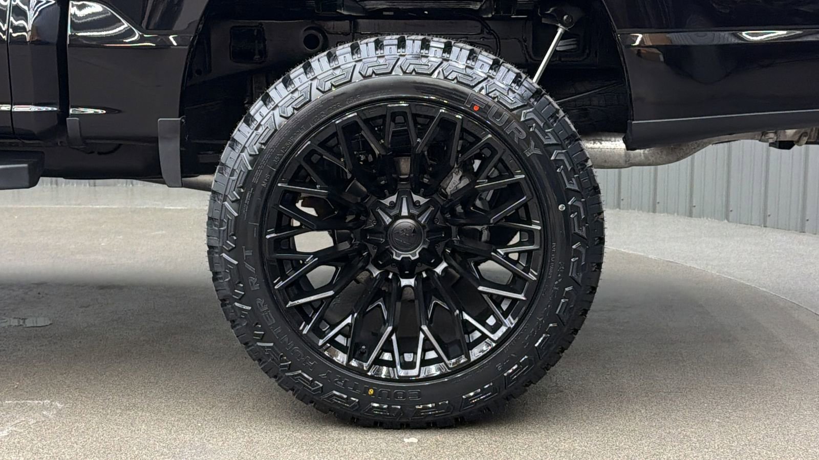 Used 2025 Ford F150 Lariat AWD/4WD image 12