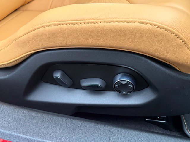 Used 2023 Chevrolet Corvette Stingray Preferred Conv w/ Chrome Exterior Badge Package RWD image 40