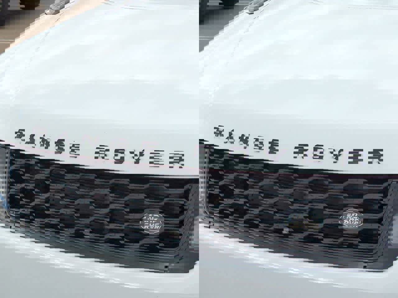 Used 2021 Land Rover Range Rover Sport HST image 12