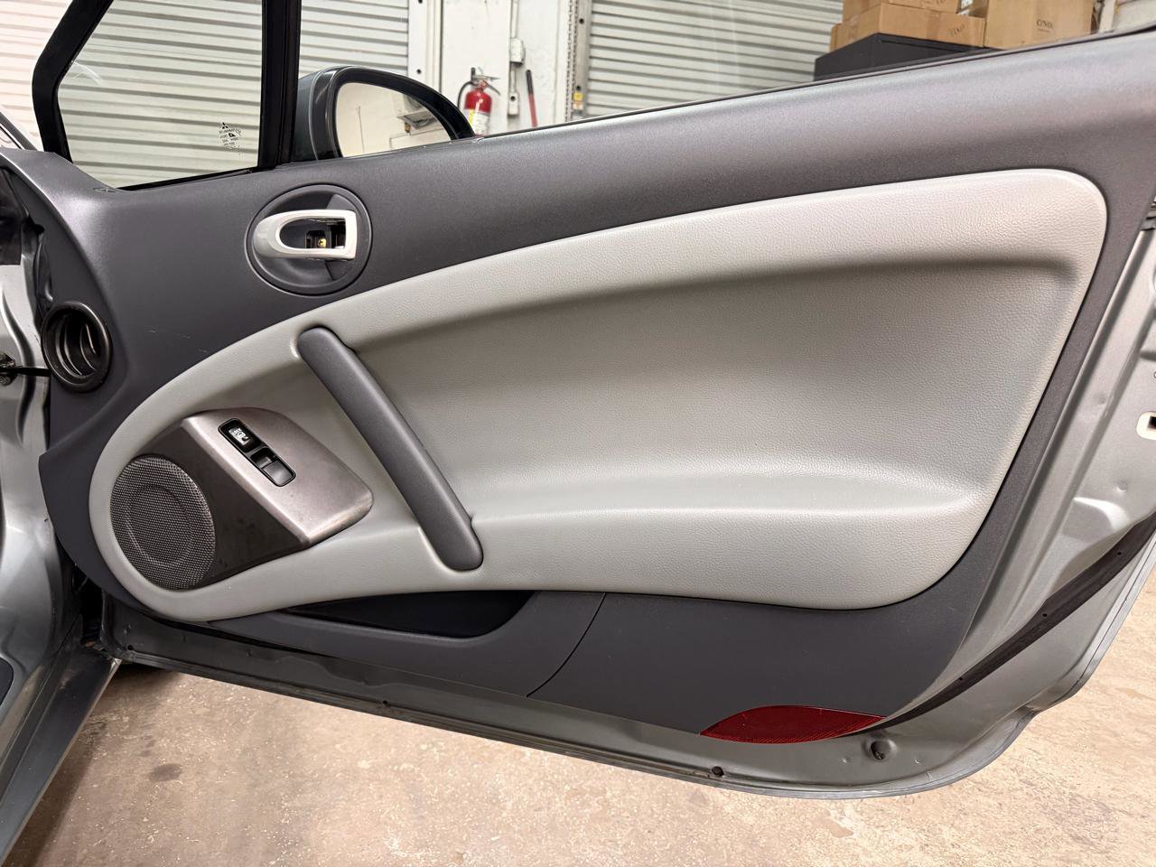 Used 2007 Mitsubishi Eclipse SE image 32