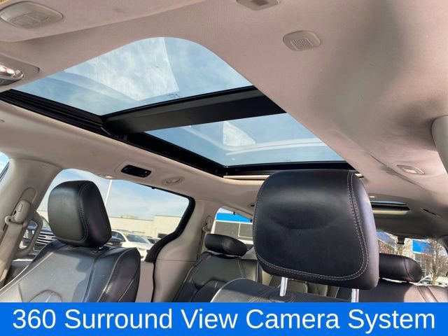 Used 2019 Chrysler Pacifica Limited image 15