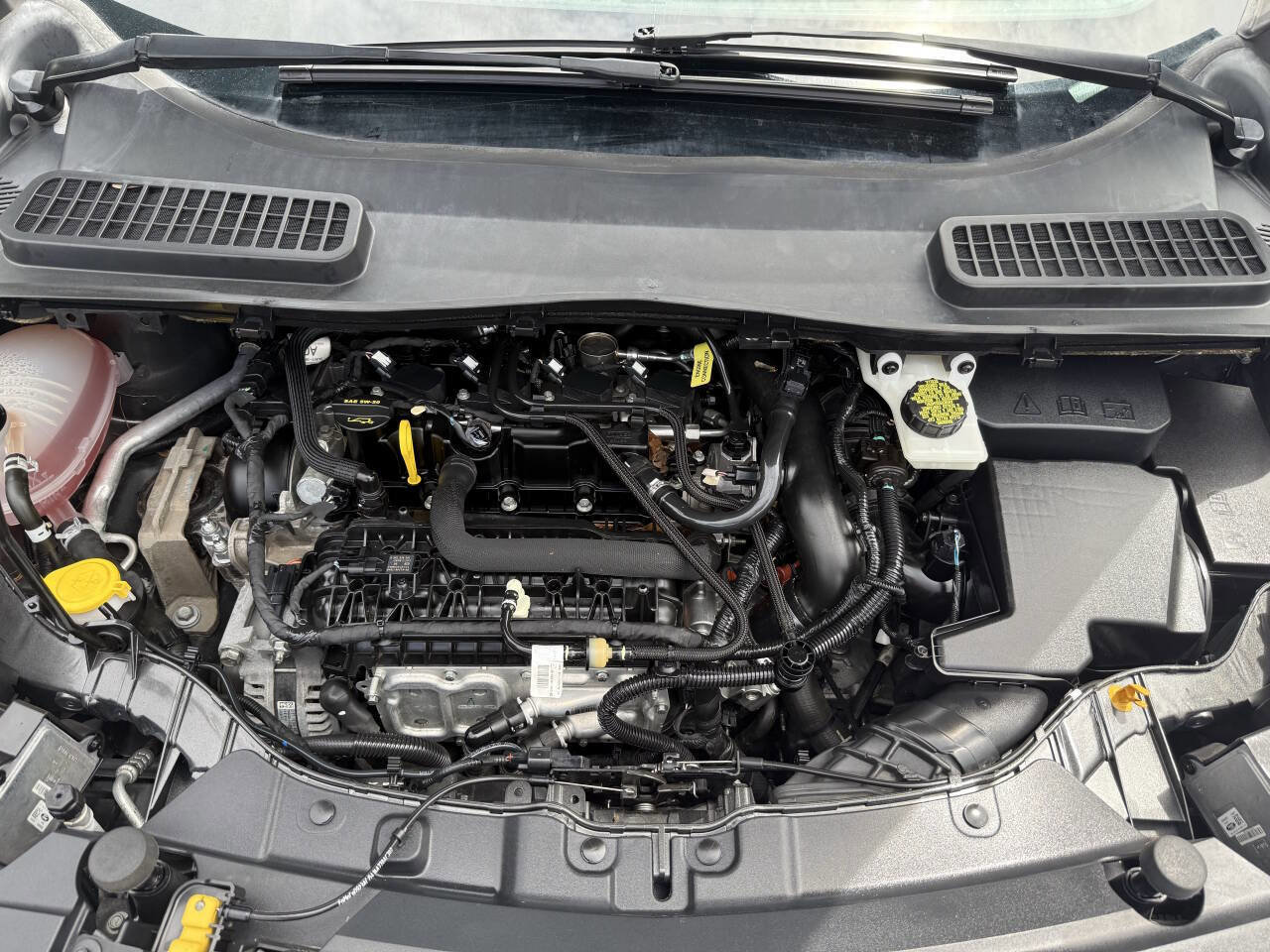 Used 2019 Ford Escape SEL image 26