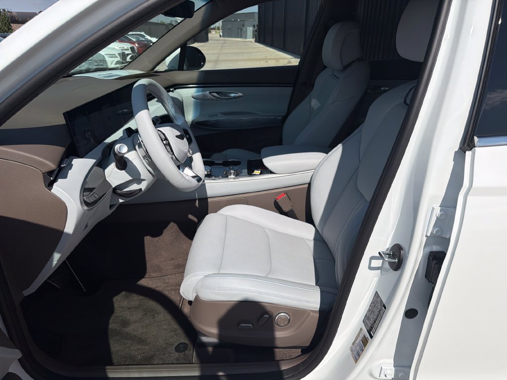 New 2027 Genesis Electrified GV70 AWD/4WD image 11