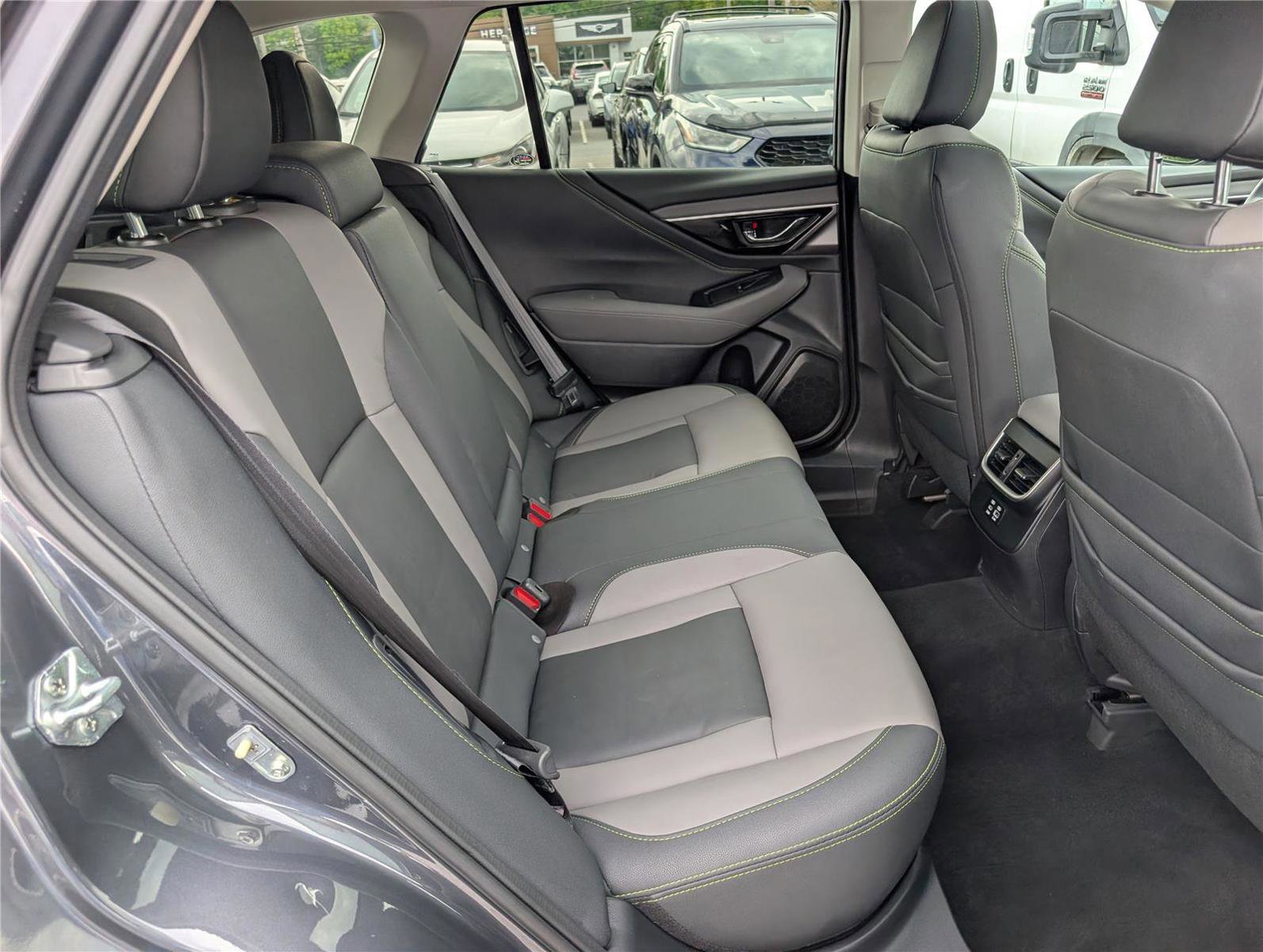 Used 2023 Subaru Outback Onyx Edition AWD/4WD image 13