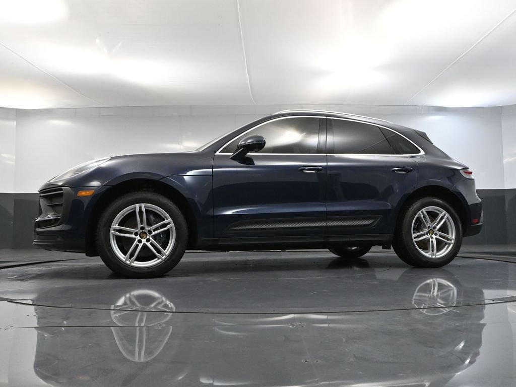 Used 2022 Porsche Macan Base image 60