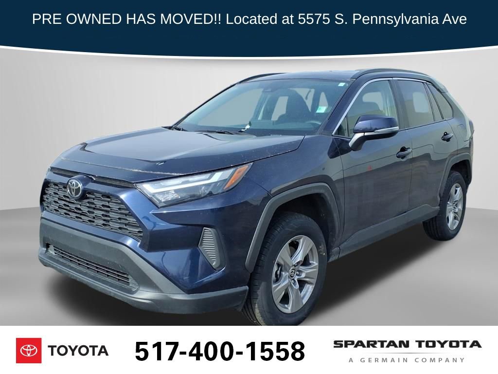 Used 2025 Toyota RAV4 XLE image 1
