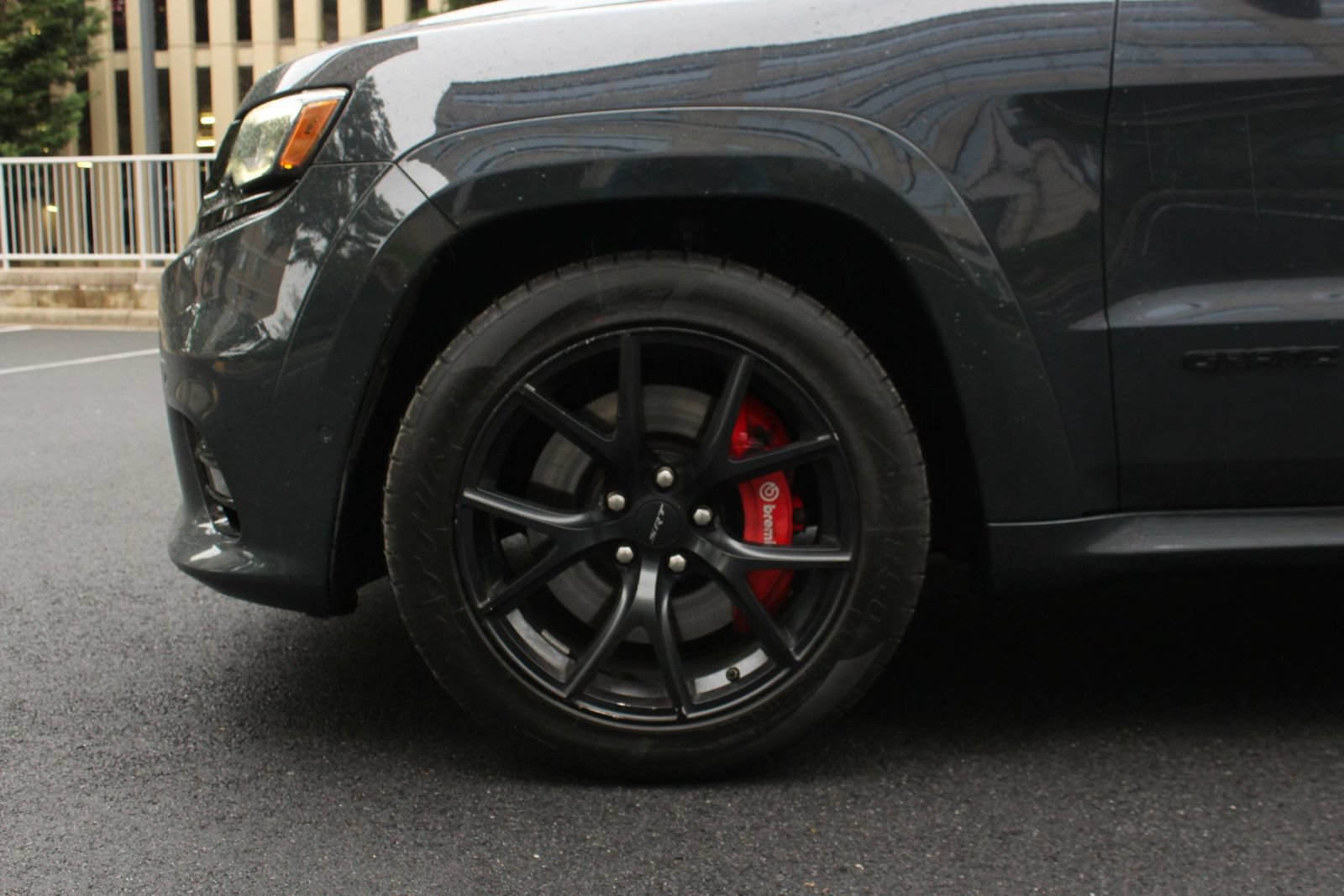 Used 2018 Jeep Grand Cherokee SRT AWD/4WD image 11