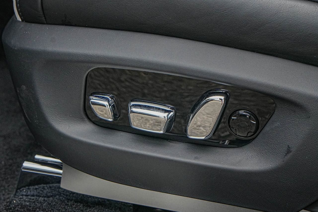 New 2025 Rolls-Royce Ghost Black Badge AWD/4WD image 35