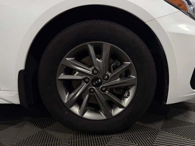 Used 2019 Kia Optima LX image 12