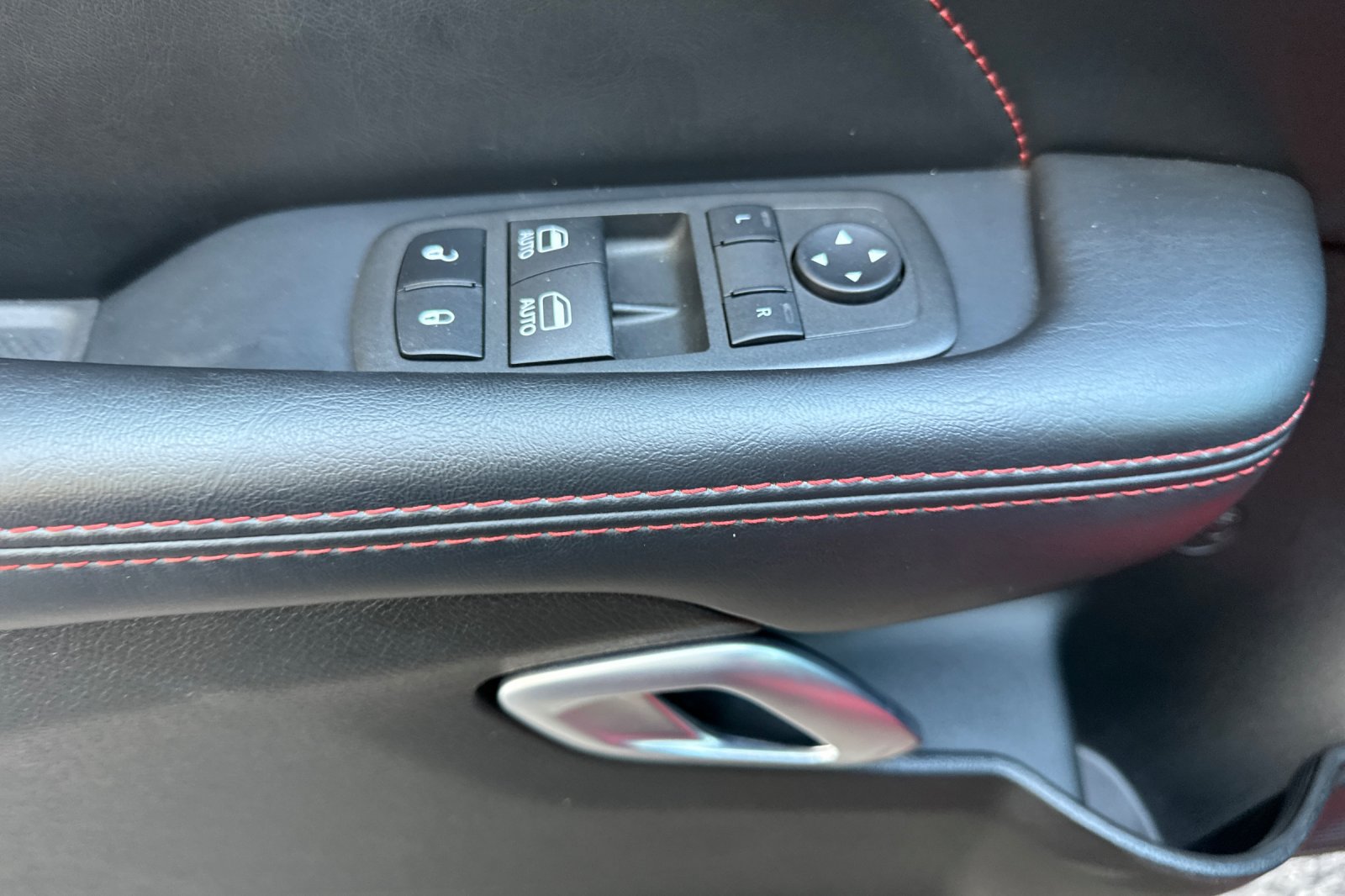 Used 2023 Dodge Challenger R/T Scat Pack RWD image 11