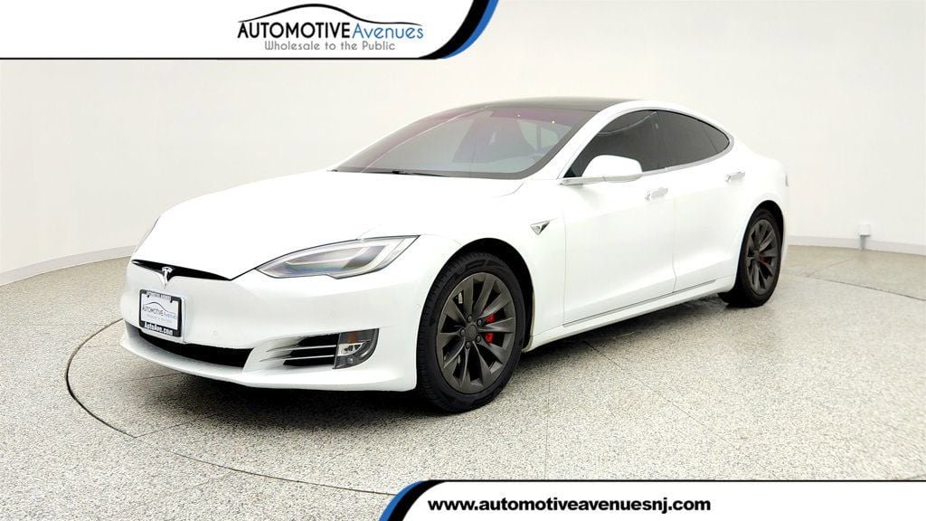 Used 2020 Tesla Model S Performance AWD/4WD image 1
