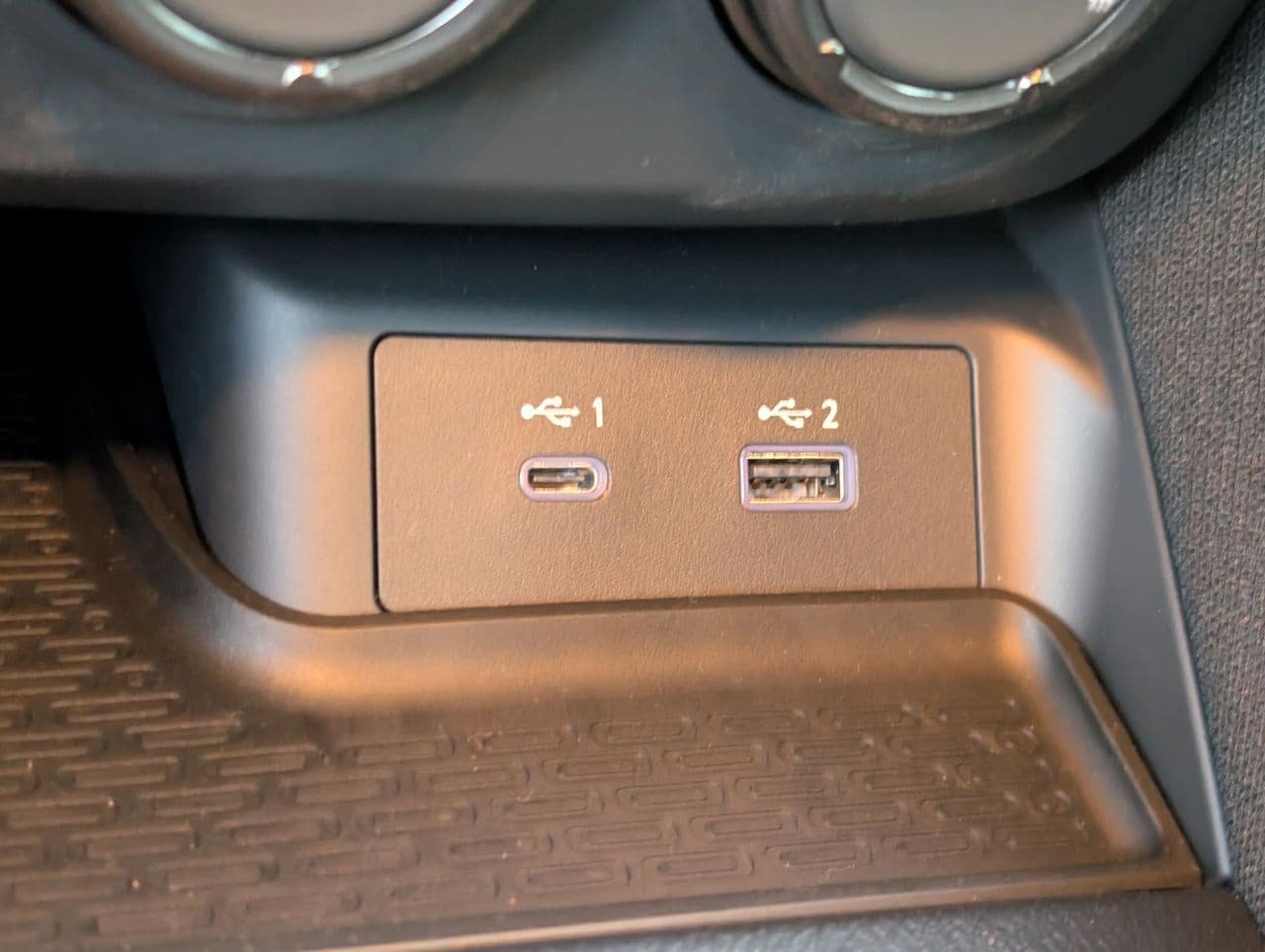 New 2026 Nissan Z Sport w/ Floor Mat Package RWD image 14