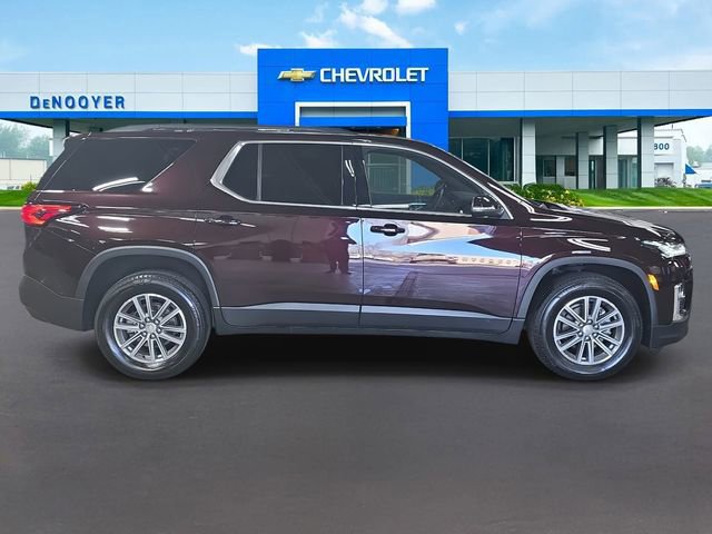 Used 2023 Chevrolet Traverse LT image 7