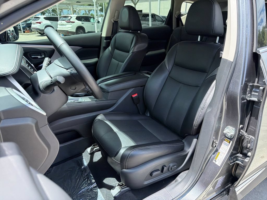 Used 2021 Nissan Murano SL FWD image 32
