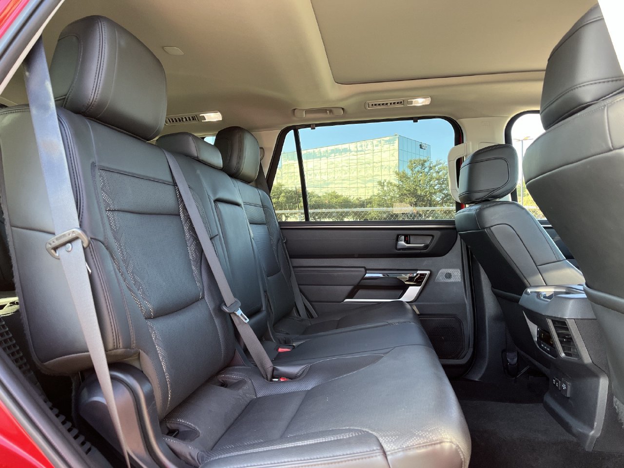 Used 2024 Toyota Sequoia Limited AWD/4WD image 27