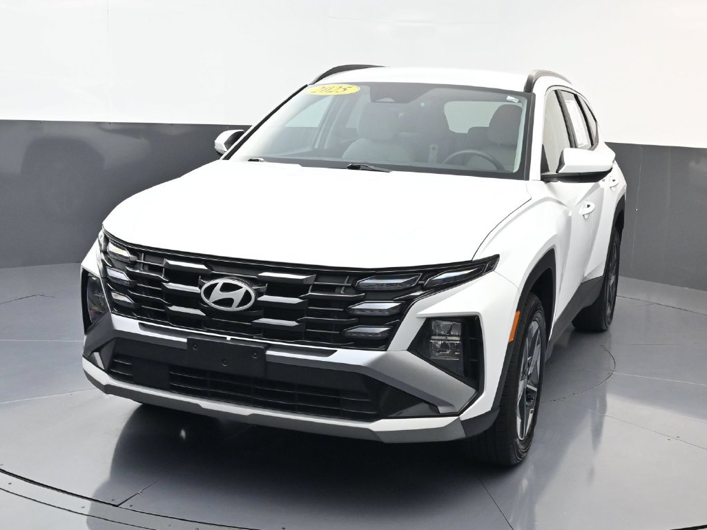 Certified 2025 Hyundai Tucson SEL AWD/4WD image 8