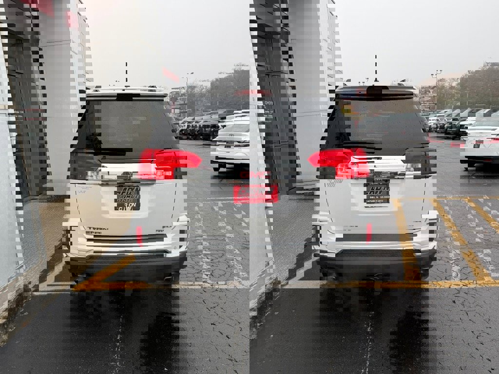 Used 2017 GMC Terrain SLT w/ Open Road Package image 6