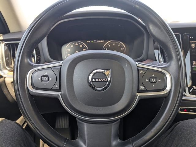 Used 2022 Volvo S60 B5 Momentum image 28