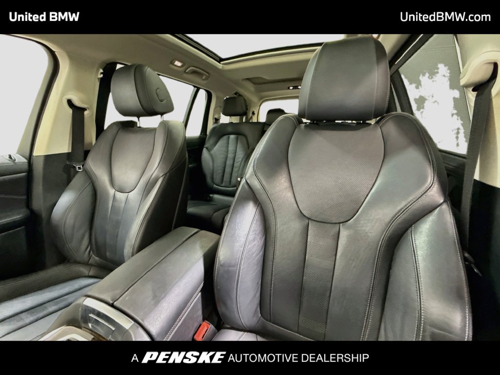 Used 2021 BMW X7 xDrive40i w/ Premium Package AWD/4WD image 12