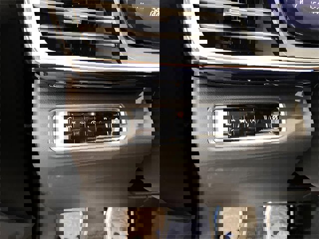 Certified 2025 Buick Envision Sport Touring image 20