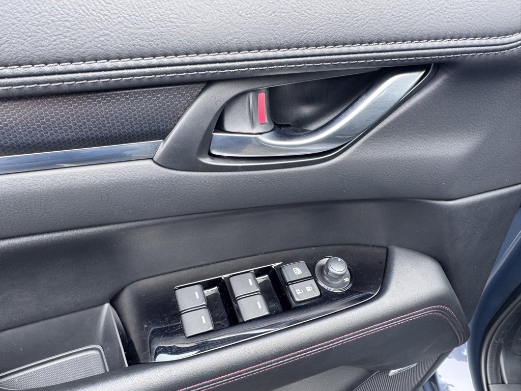 Used 2024 MAZDA CX-5 Carbon Edition image 23