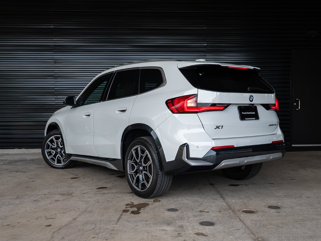 Used 2024 BMW X1 xDrive28i w/ Convenience Package AWD/4WD image 3