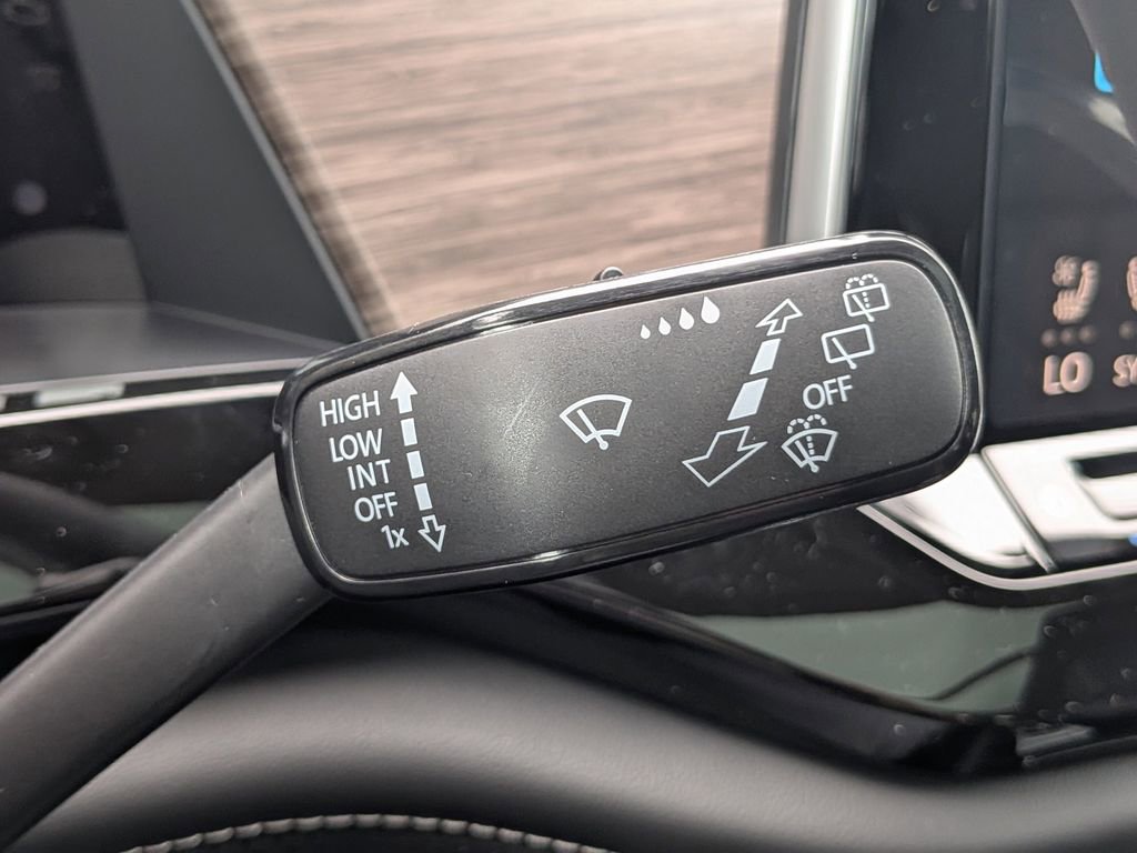 New 2026 Volkswagen Atlas SEL Premium R-Line image 30