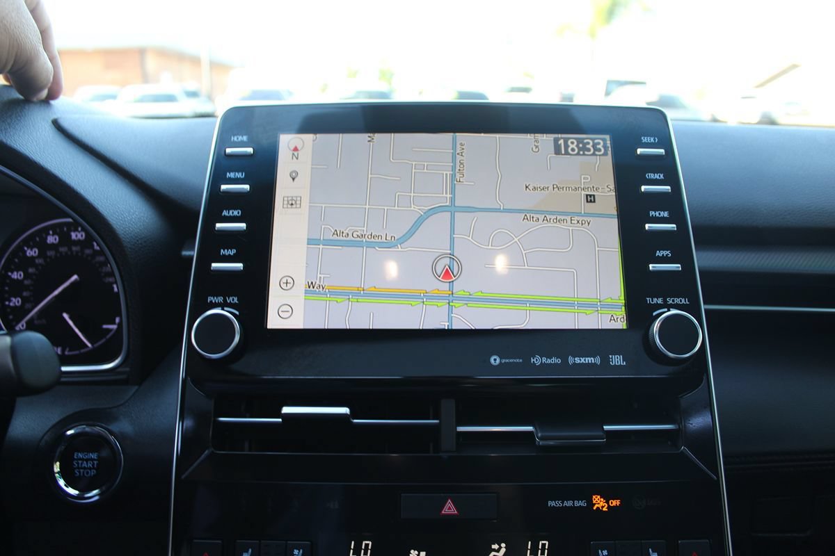 Used 2019 Toyota Avalon Touring w/ Advanced Safety Package FWD image 32
