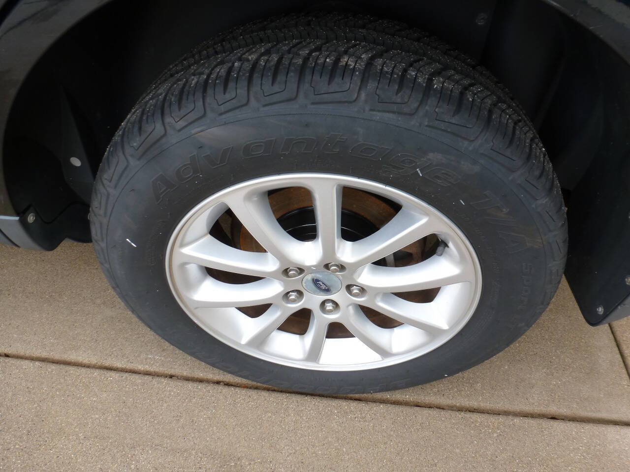 Used 2009 Ford Edge SEL image 15