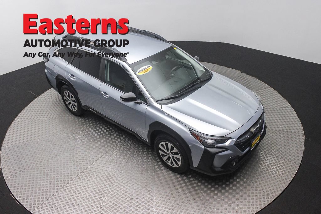 Used 2023 Subaru Outback Premium AWD/4WD image 3