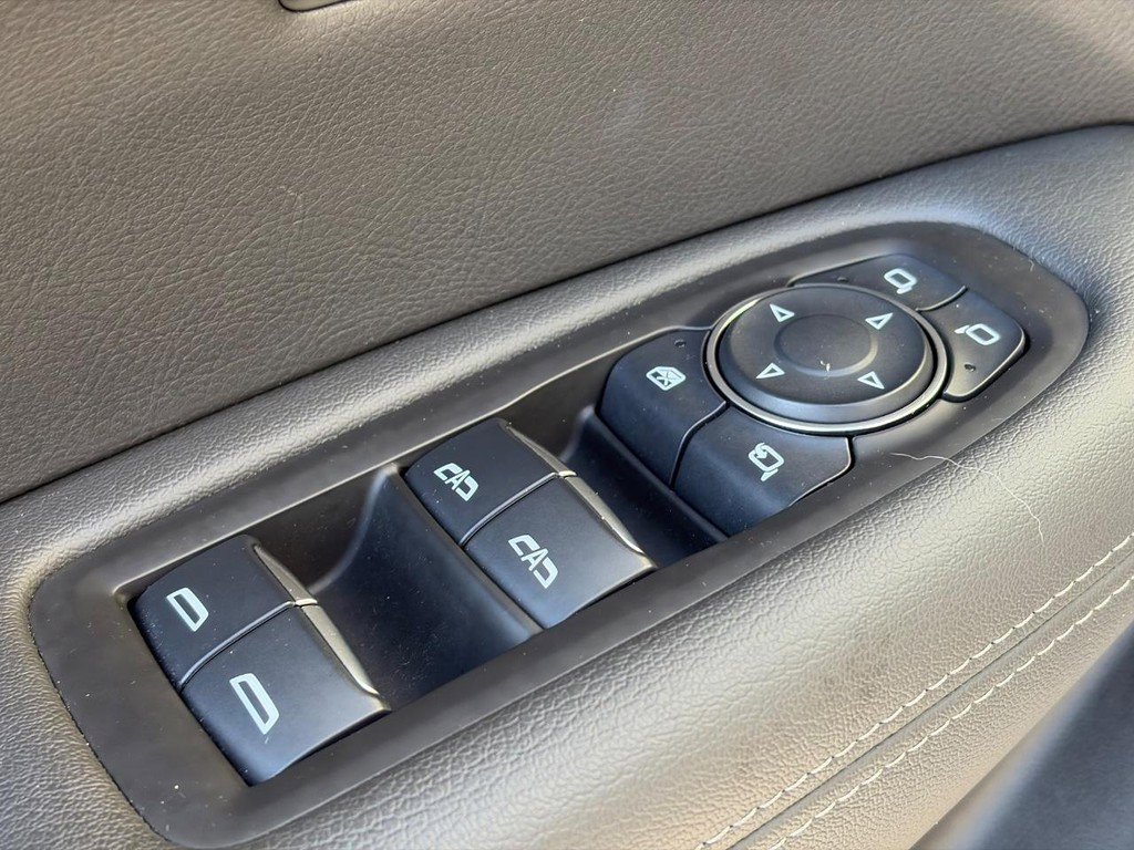 Certified 2024 Cadillac XT6 Sport w/ LPO, Onyx Lite Package image 21