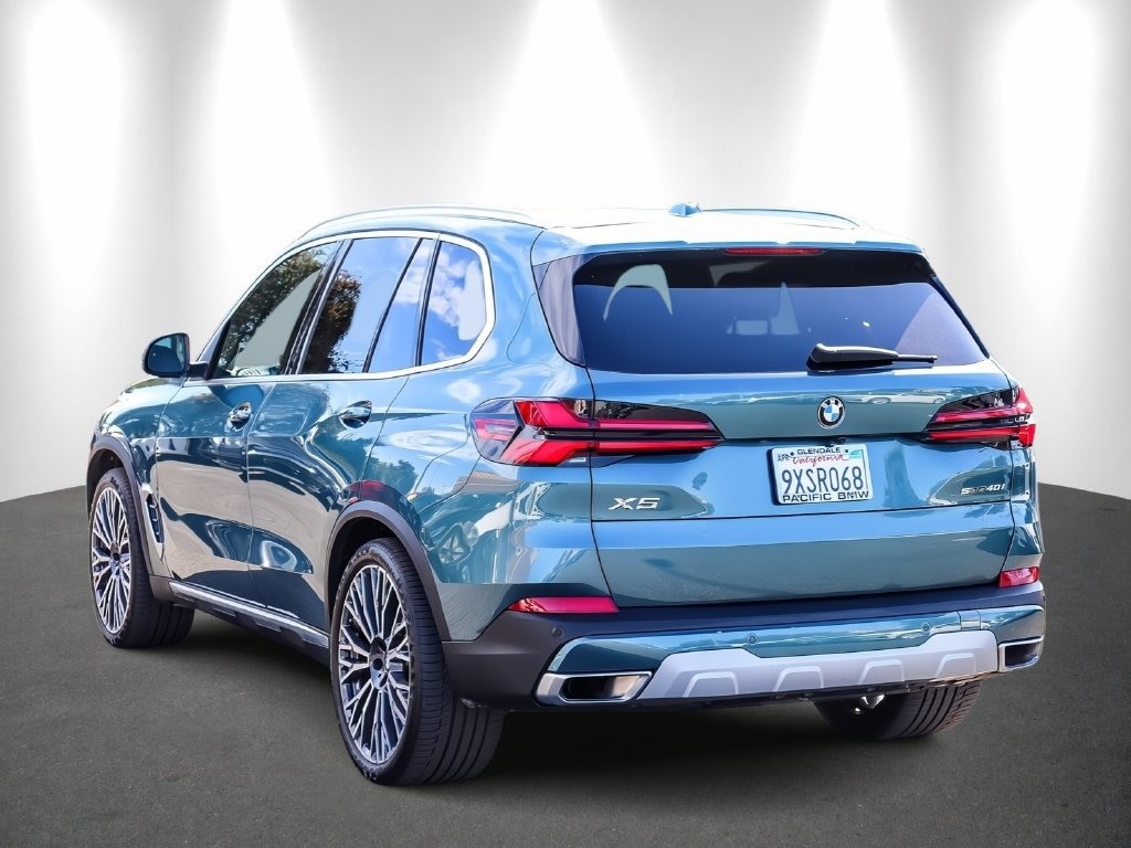 Used 2026 BMW X5 sDrive40i w/ Premium Package RWD image 4