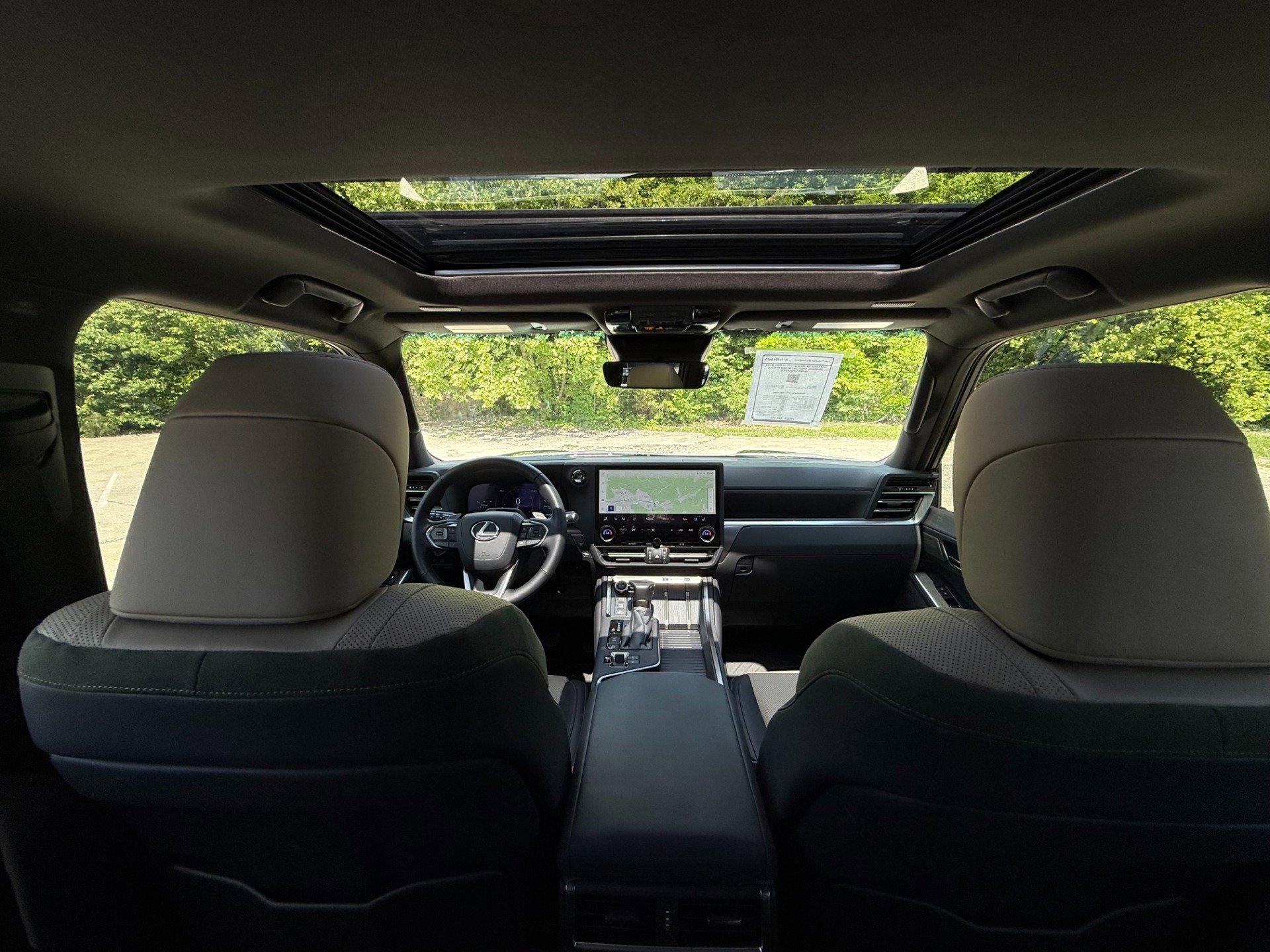 Used 2024 Lexus GX 550 AWD/4WD image 31