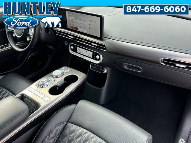 Used 2023 Genesis GV60 Performance image 10