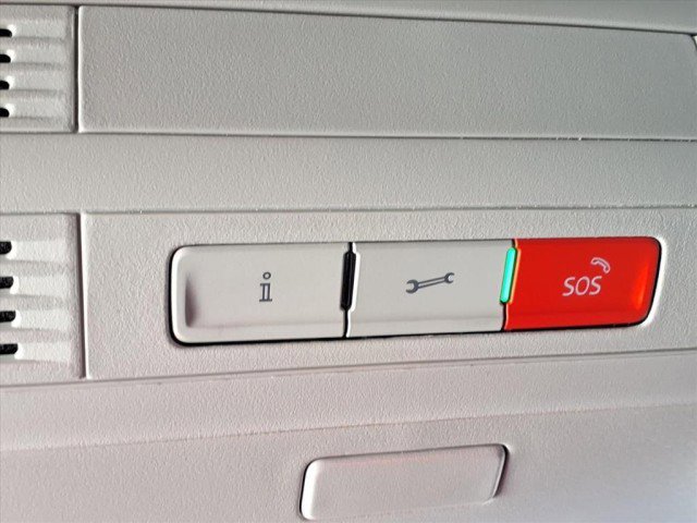 Used 2024 Volkswagen Tiguan Wolfsburg Edition image 24