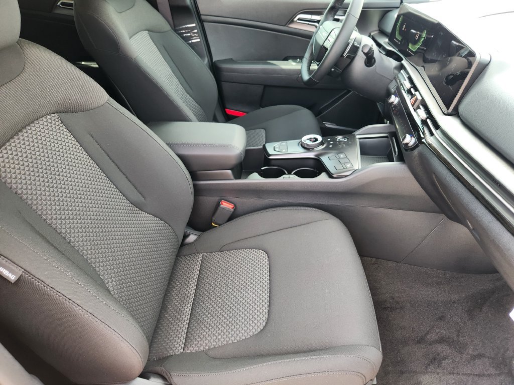 New 2027 Kia Sportage S FWD image 10