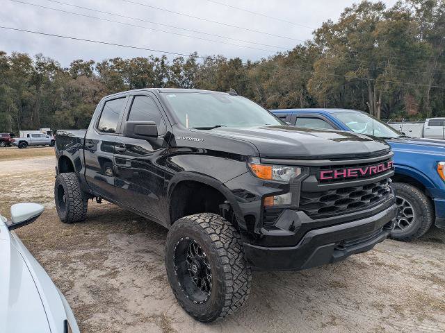 Used 2023 Chevrolet Silverado 1500 Custom image 3