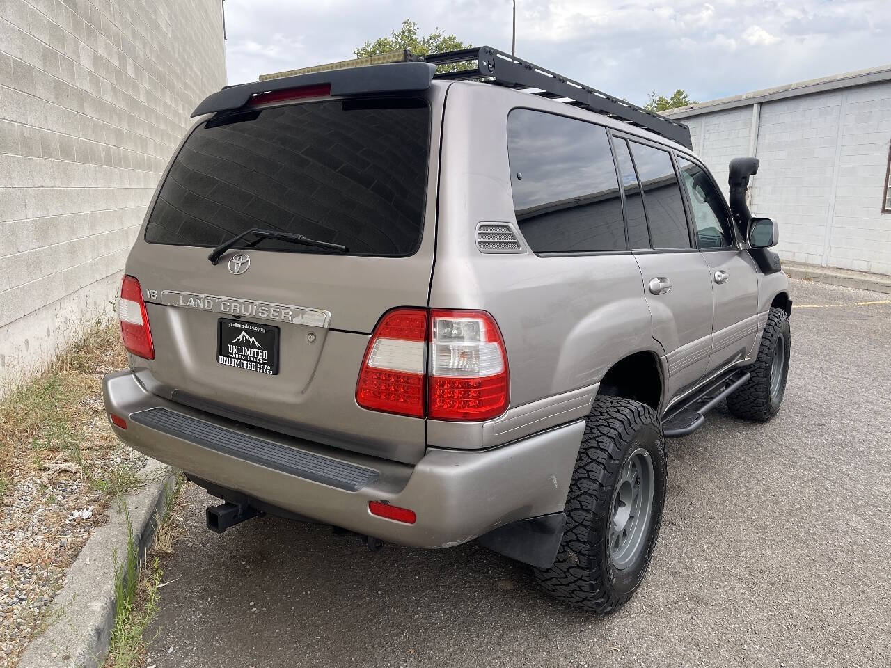 Used 2004 Toyota Land Cruiser AWD/4WD image 5