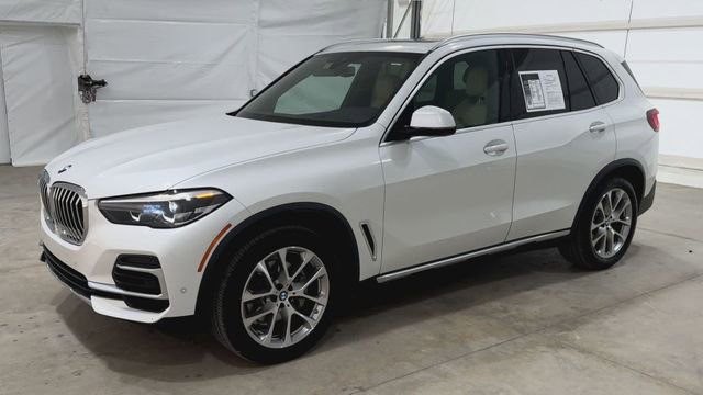 Used 2022 BMW X5 sDrive40i w/ Premium Package RWD image 4