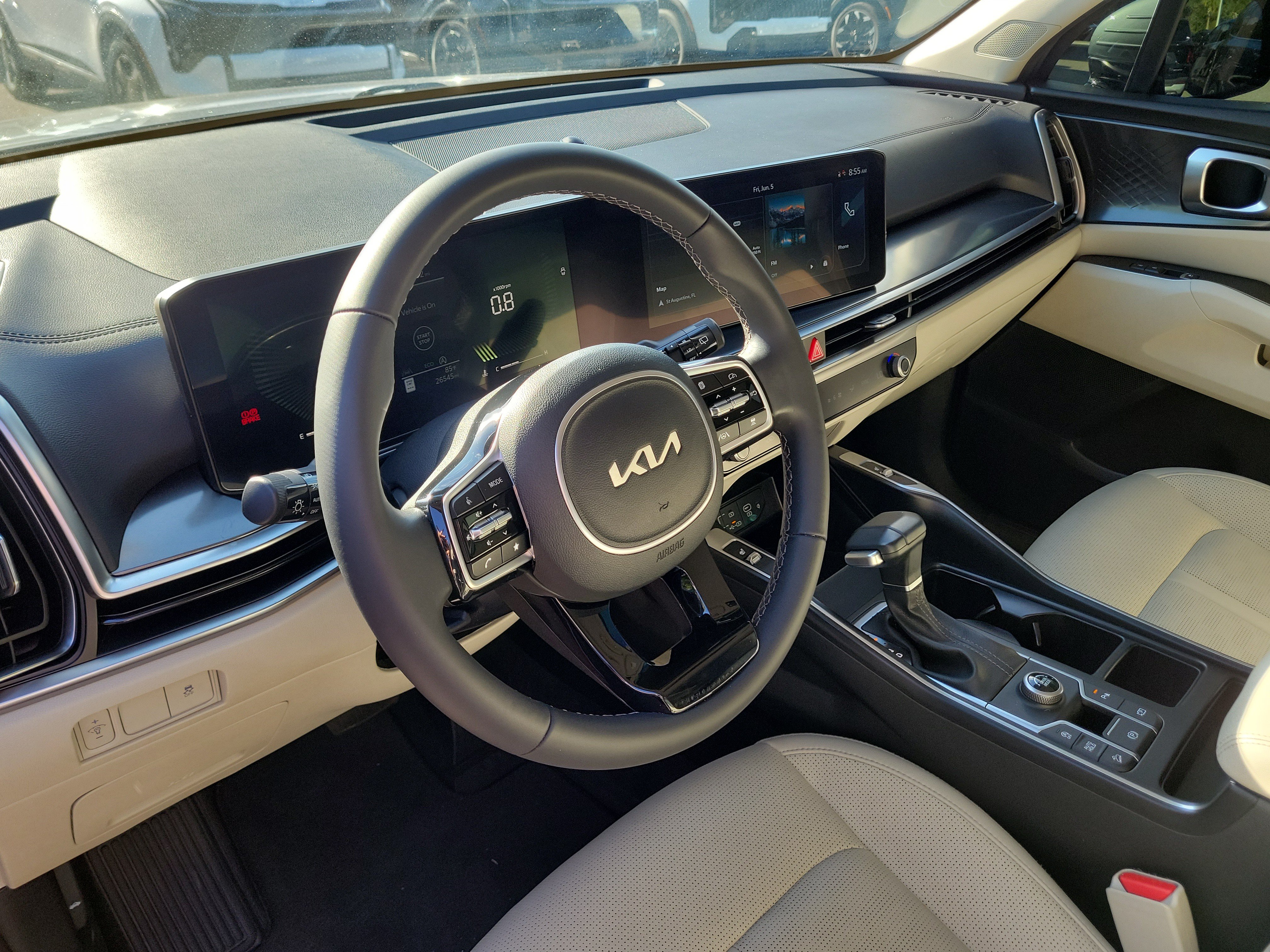 Certified 2025 Kia Sorento S w/ Panoramic Sunroof Package FWD image 23